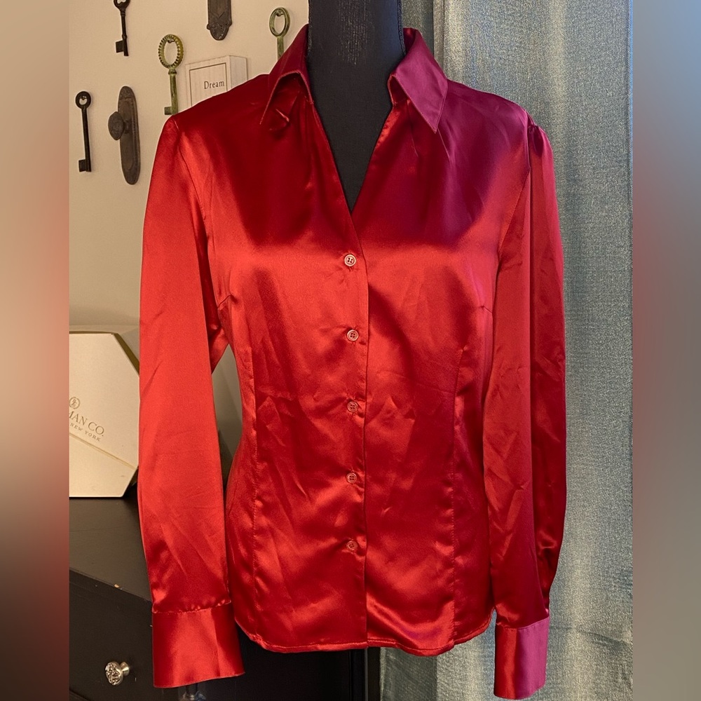 Striking! Red Satin Long Sleeve Button Blouse, Sz 14